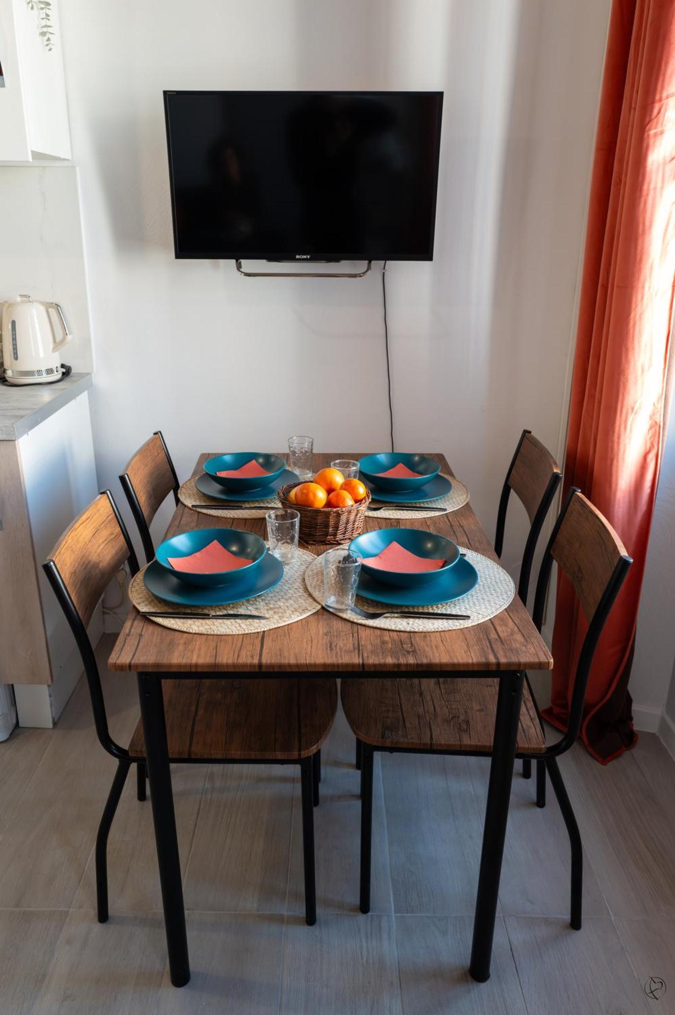 Orange Sunset Apartment ดรากิญญ็อง ภายนอก รูปภาพ